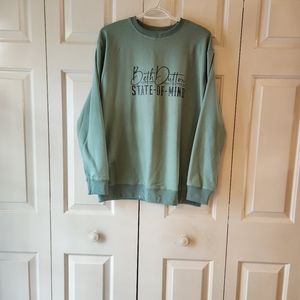 Beth Dutton State of Mind Sweatshirt. Medium. Mint.